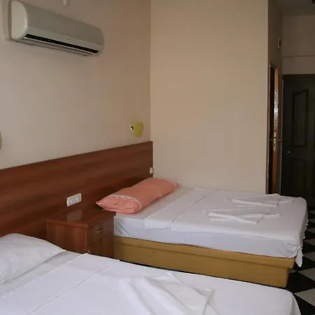 アパートホテル Turkuaz Hotel Marmaris